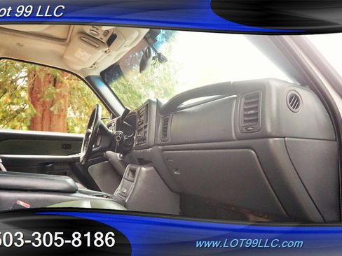 Used 2002 Chevrolet Avalanche 4x4 w/ North Face Edition image 18