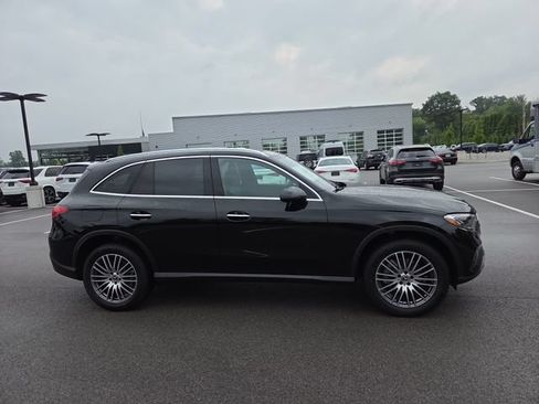 New 2026 Mercedes-Benz GLC 300 4MATIC image 2