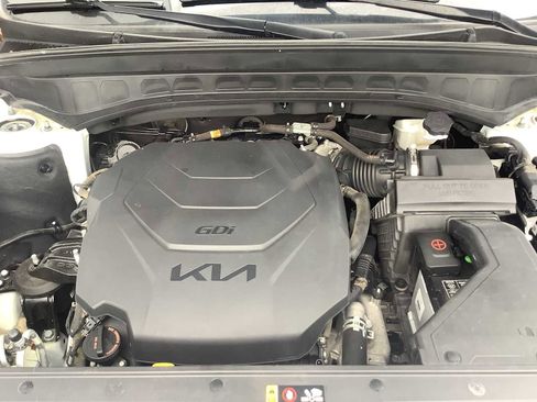 Used 2022 Kia Telluride S image 8