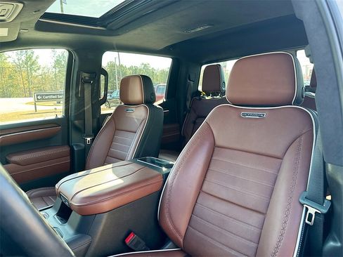 Used 2024 GMC Sierra 1500 Denali Ultimate image 8