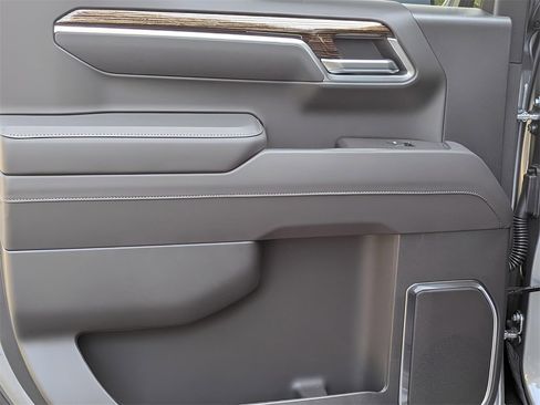 New 2026 GMC Sierra 1500 Elevation image 13