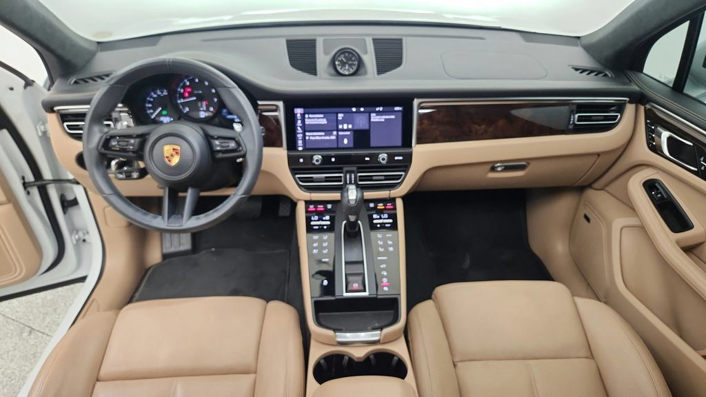 Used 2022 Porsche Macan AWD/4WD image 44
