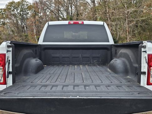 Used 2024 RAM 2500 Big Horn w/ Protection Group image 28