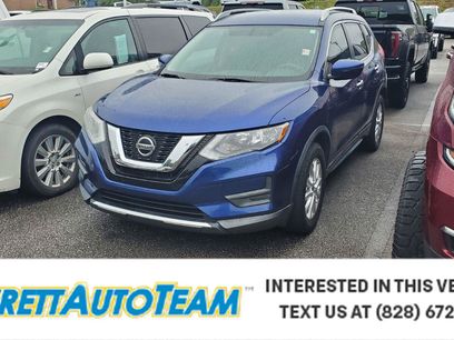 Used 2018 Nissan Rogue SV