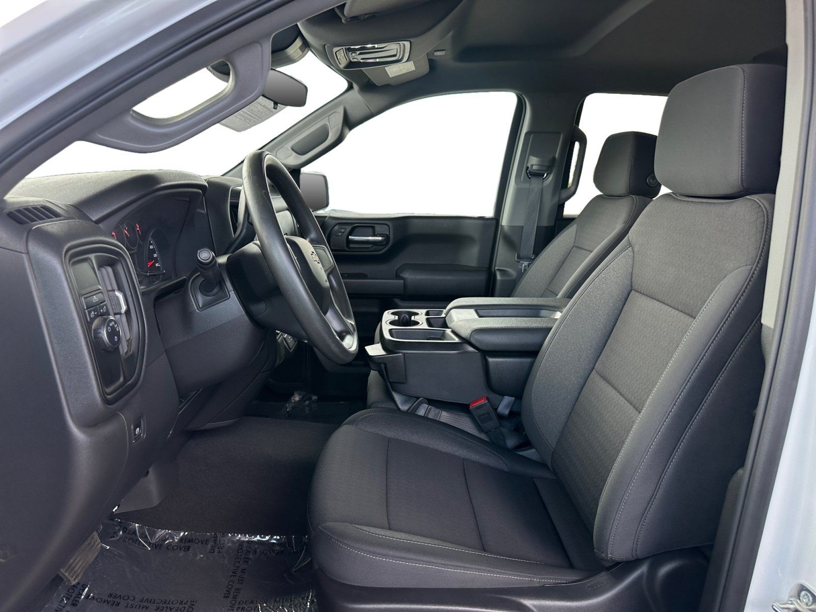 Used 2025 Chevrolet Silverado 1500 Custom RWD image 9