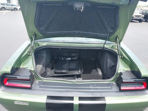 Used 2019 Dodge Challenger GT w/ Plus Package RWD image 9