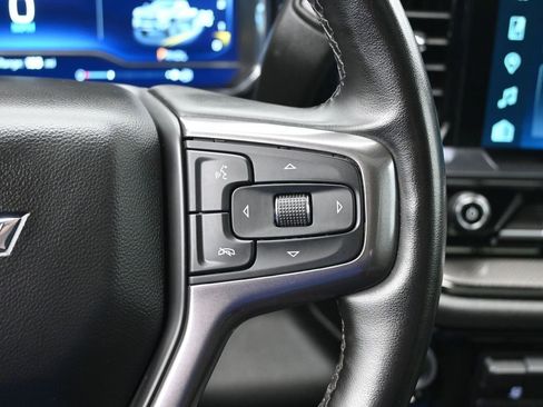 Used 2024 Chevrolet Silverado 2500 ZR2 w/ Technology Package image 14