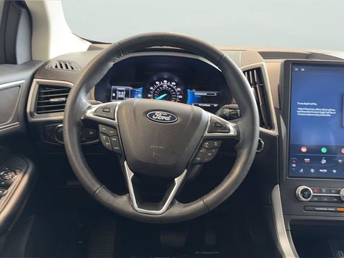 Used 2022 Ford Edge SEL AWD/4WD image 12