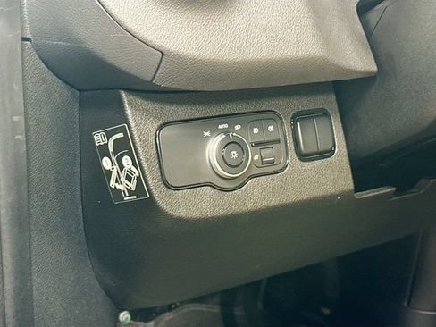 Used 2022 Mercedes-Benz Sprinter 3500 image 10