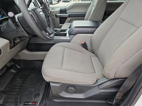 Used 2021 Ford F250 XLT w/ FX4 Off-Road Package image 16