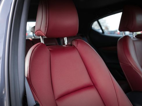 Certified 2025 MAZDA MAZDA3 2.5 S Hatchback w/ Premium Pkg image 33