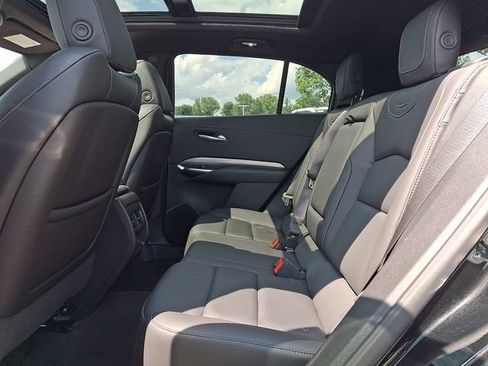 Used 2024 Cadillac XT4 Premium Luxury AWD/4WD image 8