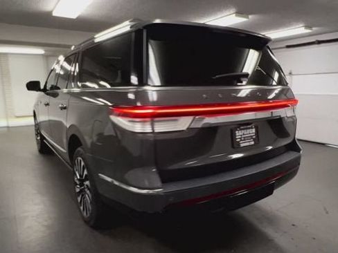 Used 2023 Lincoln Navigator L Black Label AWD/4WD image 7