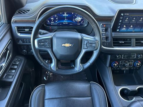 Used 2024 Chevrolet Tahoe Premier AWD/4WD image 30
