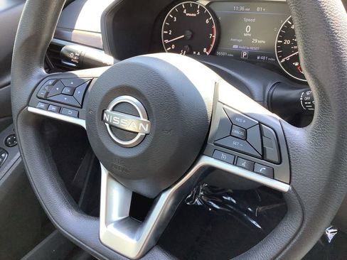 Used 2024 Nissan Altima 2.5 SV FWD image 20
