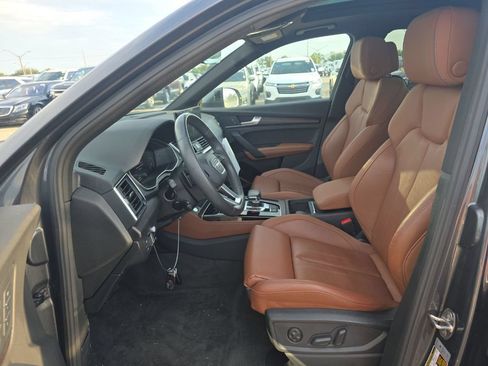 Used 2023 Audi Q5 2.0T Prestige w/ Prestige Package AWD/4WD image 7