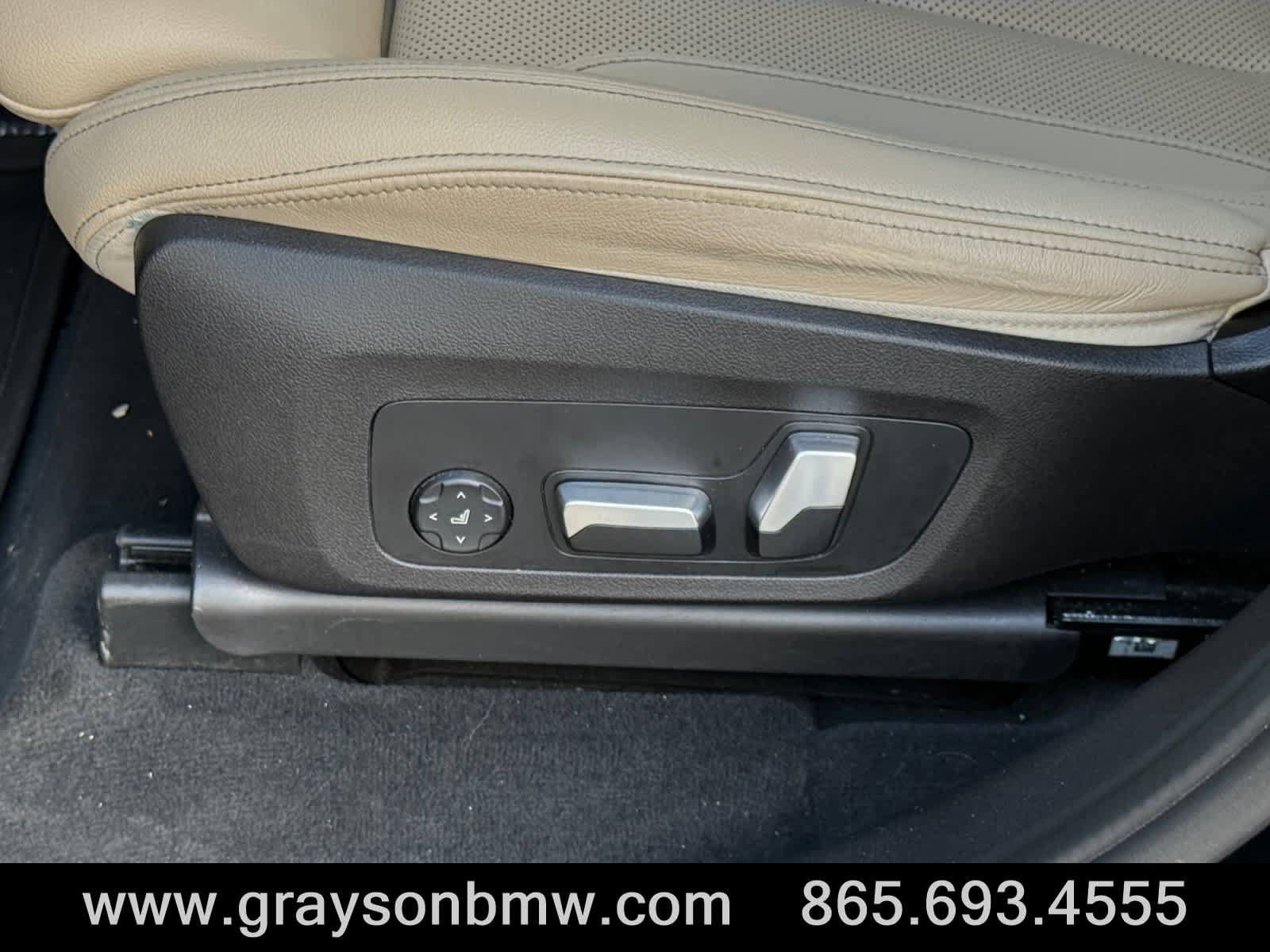Used 2023 BMW X3 sDrive30i w/ Premium Package RWD image 13
