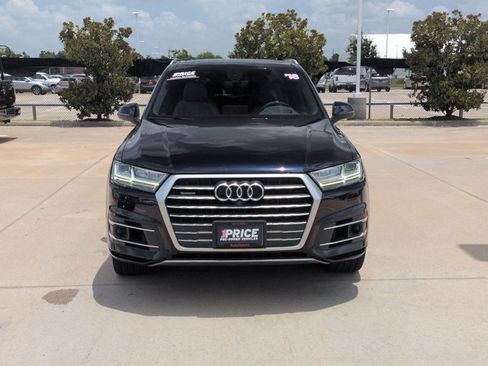 Used 2018 Audi Q7 3.0T Prestige w/ Prestige Package AWD/4WD image 2