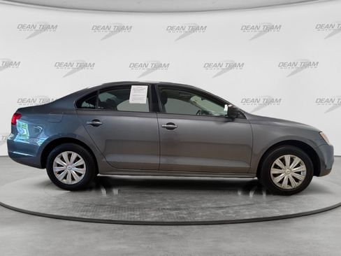 Used 2012 Volkswagen Jetta S FWD image 12