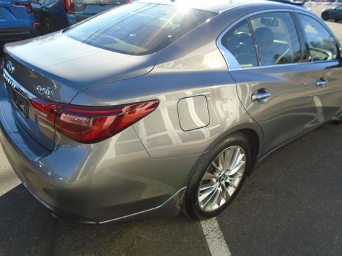 Used 2020 INFINITI Q50 Luxe w/ Essential Package (3.0T Luxe) image 13