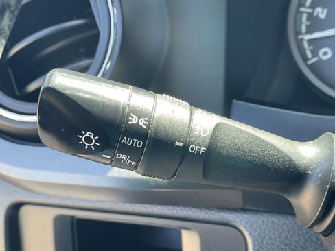 Used 2016 Toyota Tacoma TRD Sport w/ Premium & Technology Package image 21