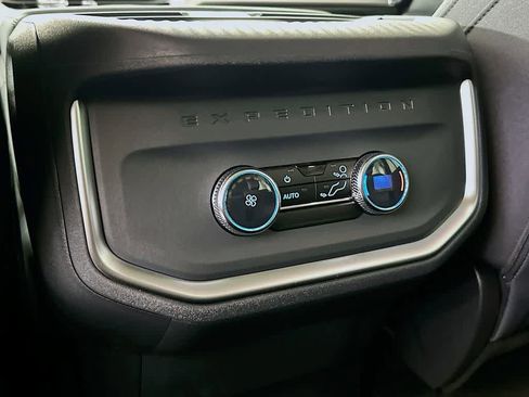 New 2026 Ford Expedition Active RWD image 13