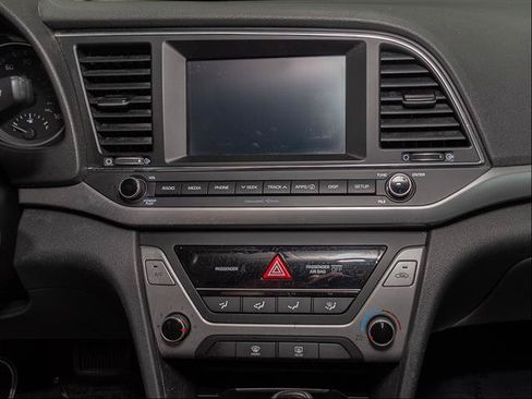 Used 2018 Hyundai Elantra SEL w/ Cargo Package FWD image 12