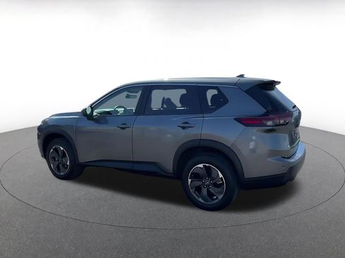 Used 2025 Nissan Rogue SV FWD image 10