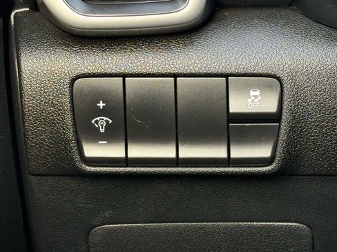 Used 2019 Kia Sportage LX image 18