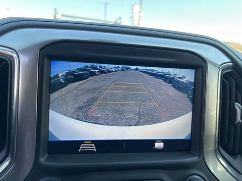 Used 2022 Chevrolet Silverado 1500 LT image 22