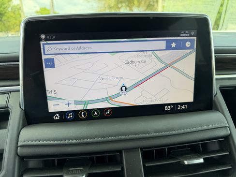 Used 2021 Chevrolet Tahoe Z71 w/ Luxury Package image 24