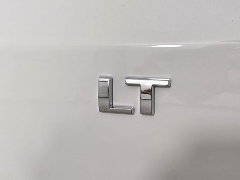New 2026 Chevrolet TrailBlazer LT w/ LT Cold Weather Package FWD image 12