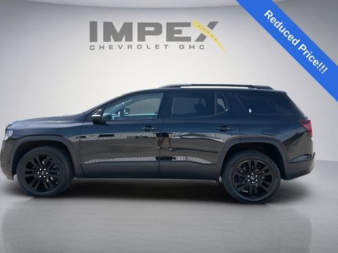 Used 2023 GMC Acadia SLE w/ Driver Convenience Package FWD image 2