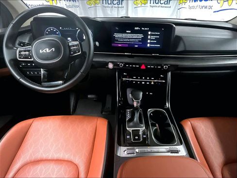 Used 2024 Kia Carnival SX image 22