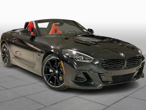 Certified 2024 BMW Z4 sDrive30i w/ Premium Package image 2