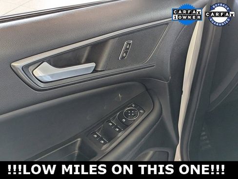 Used 2024 Ford Edge SE image 14