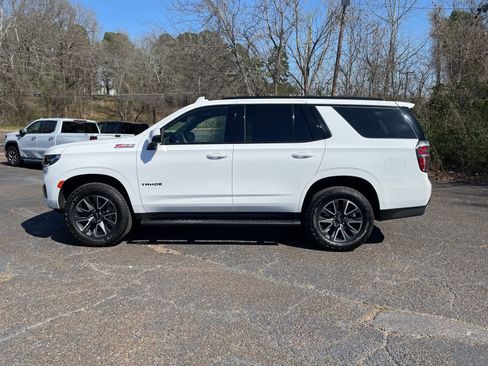 Used 2023 Chevrolet Tahoe Z71 w/ Luxury Package image 2