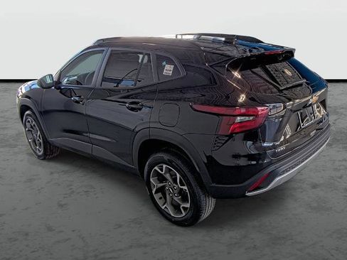 New 2026 Chevrolet Trax LT w/ Driver Confidence Package image 11