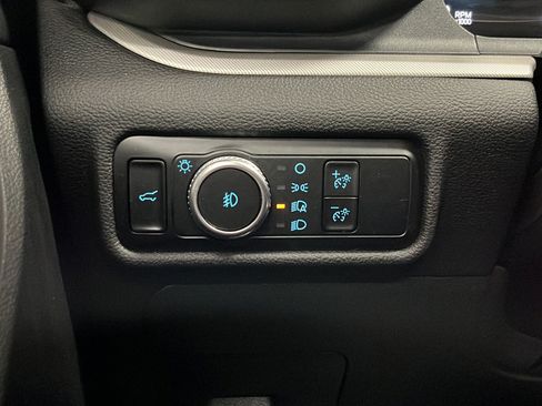Used 2023 Ford Explorer XLT w/ Equipment Group 202A AWD/4WD image 34