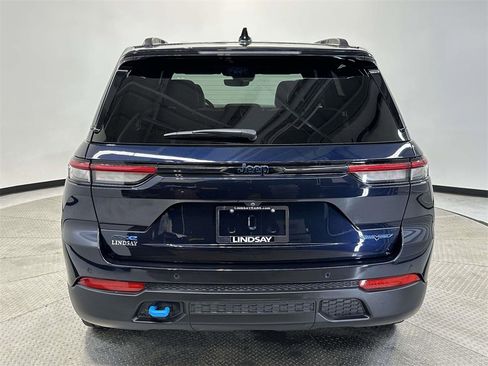 Used 2024 Jeep Grand Cherokee Trailhawk w/ Advanced Protech Group II image 6