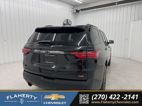 Used 2022 Chevrolet Traverse RS w/ LPO, Floor Liner Package AWD/4WD image 3
