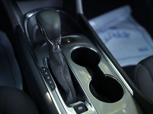 Used 2024 Chevrolet Malibu LT FWD image 18