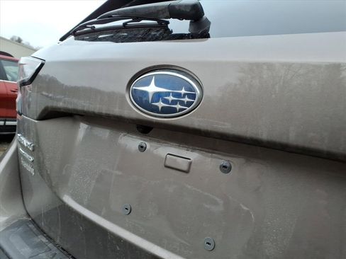 Used 2024 Subaru Outback Premium image 14