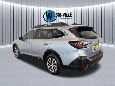 Used 2020 Subaru Outback Premium w/ Popular Package #1 AWD/4WD image 8