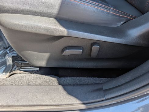 Used 2023 Subaru Crosstrek 2.5i Limited AWD/4WD image 19
