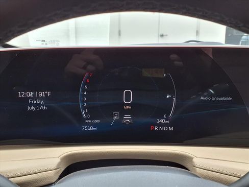 Used 2025 Cadillac XT4 Premium Luxury FWD image 18