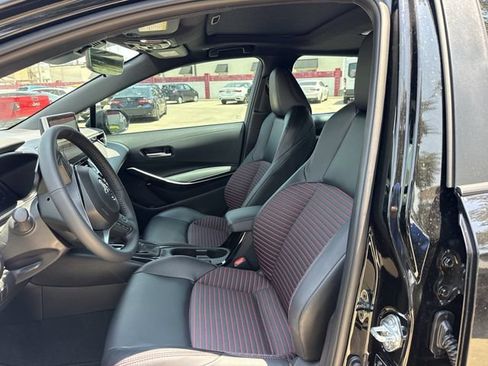 Used 2026 Toyota Corolla XSE FWD image 25