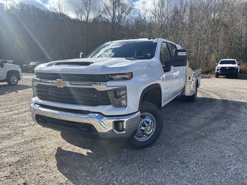 New 2026 Chevrolet Silverado 3500 LT w/ Convenience Package image 10