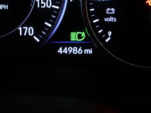 Used 2024 Buick Enclave Premium image 43