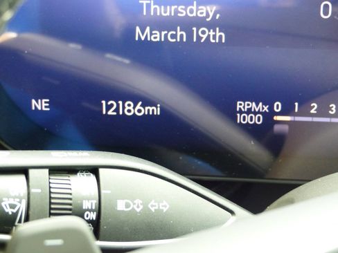 Used 2025 Buick Envision Preferred image 56